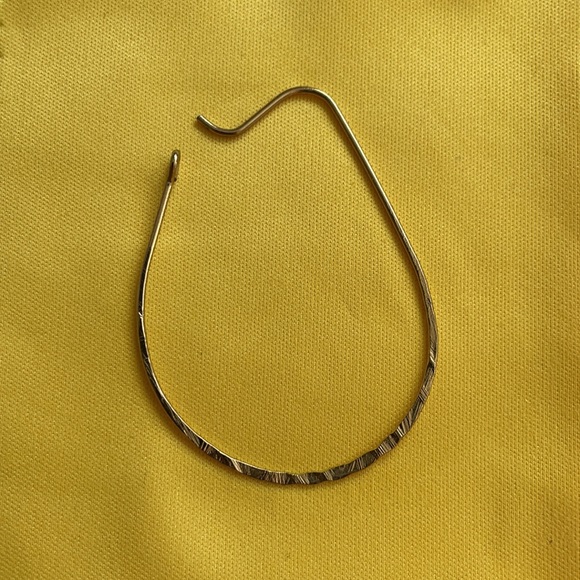 Anthropologie teardrop gold hammered wire hoops - Picture 4 of 5